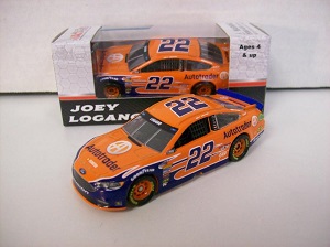 Joey Logano #22 1/64th 2017 Lionel Autotrader Ford Fusion