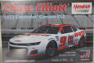 Chase Elliott #9 2022 Hooters Chevrolet Camaro ZL1 Salvino Model Car Kit