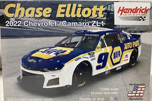 Chase Elliott #9 2022 NAPA Chevrolet Camaro ZL1 Salvino Model Car Kit