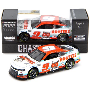 Chase Elliott  #9 1/64th 2022 Lionel Hooters Camaro