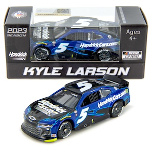Kyle Larson #5 1/64th 2023 Lionel Hendrickcars.com Darlington Throwback Camaro