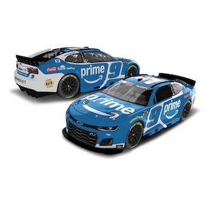 Chase Elliott  #9 1/64th 2025 Lionel Prime Camaro